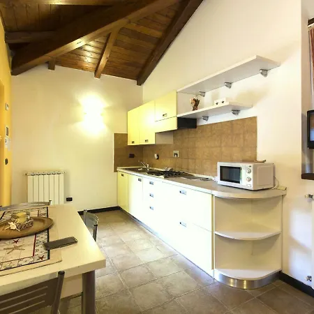 Belvilla By Oyo Montebello Mono C Bolano